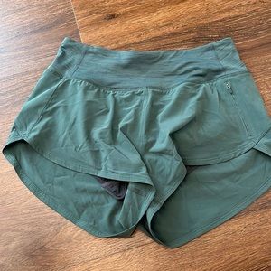 Green outdoor voices shorts